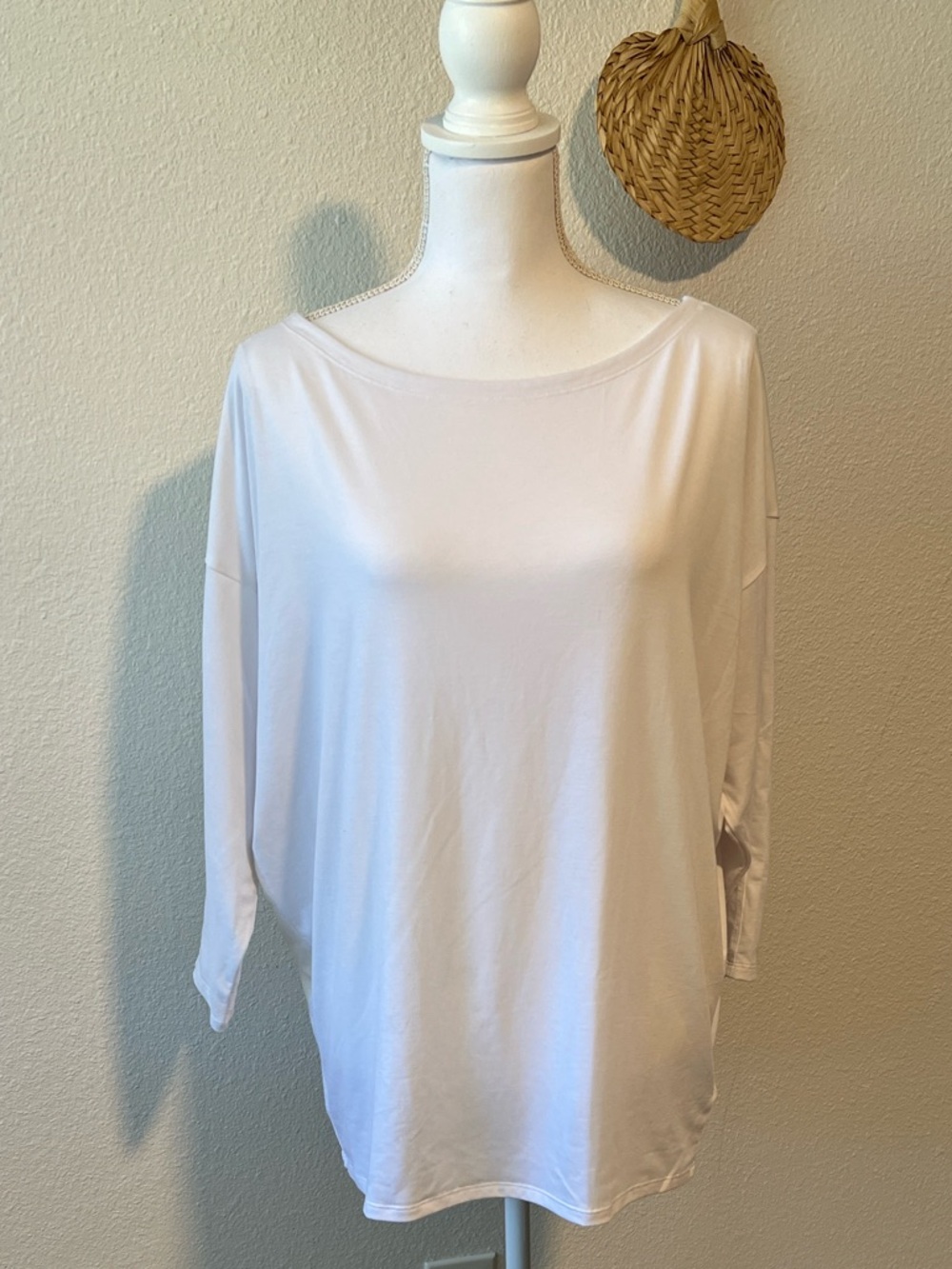 Athleta White Shirt Size Large